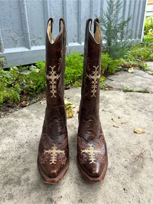 Circle G Cross Embroidery Western Boots, size 9.5