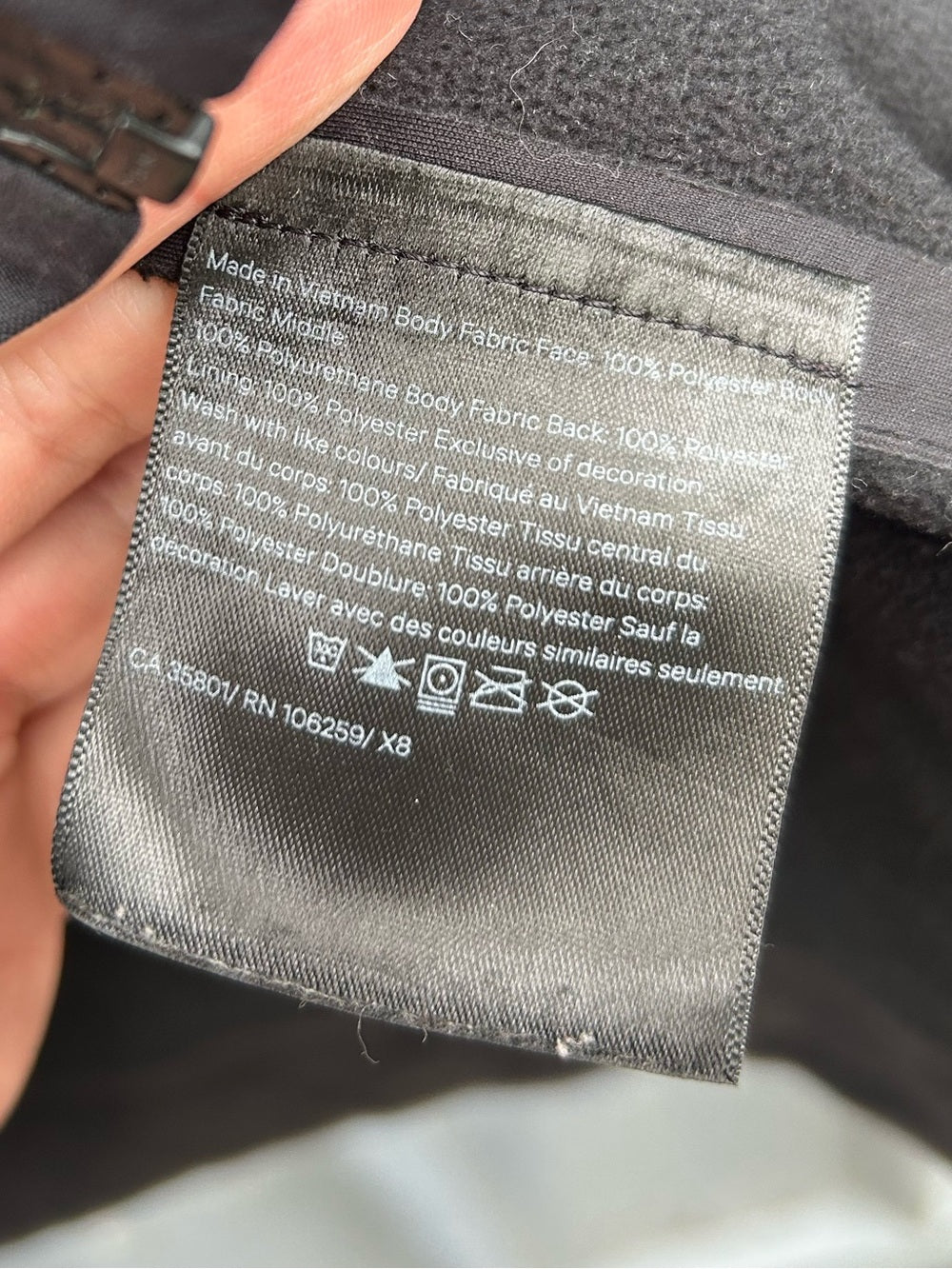 Lululemon Glyde Along Soft Shell Rain Coat, size 6