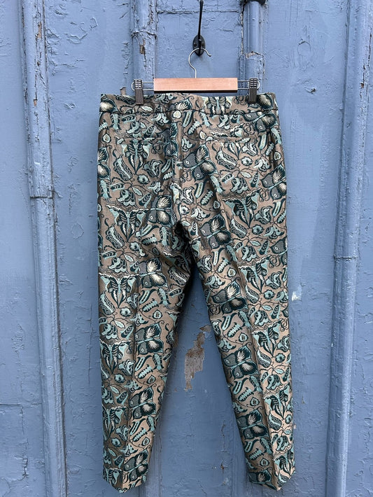 Weekend MaxMara Brocade gold cigarette pants, size “6”