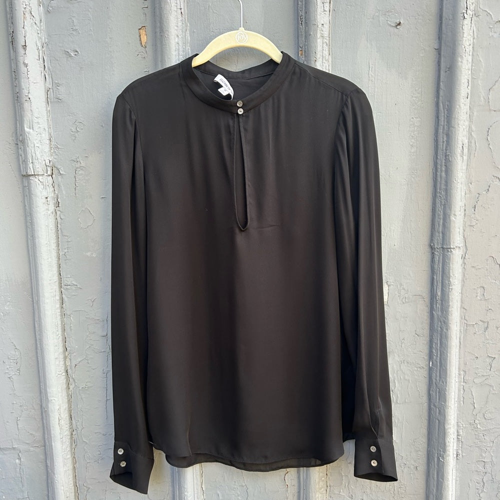 Elizabeth & James black silk tie front blouse, size M