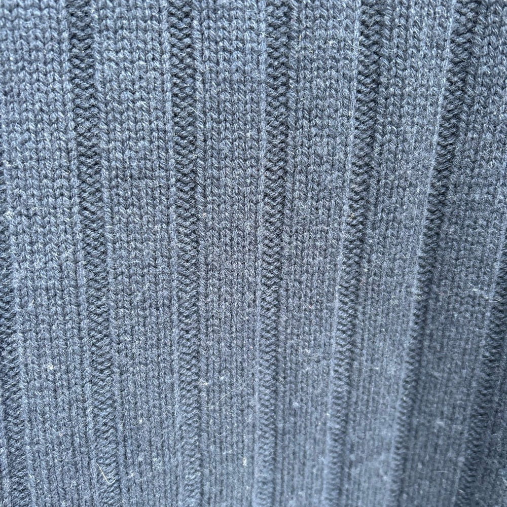 Allude Wool Cashmere Ribbed turtleneck, size Small