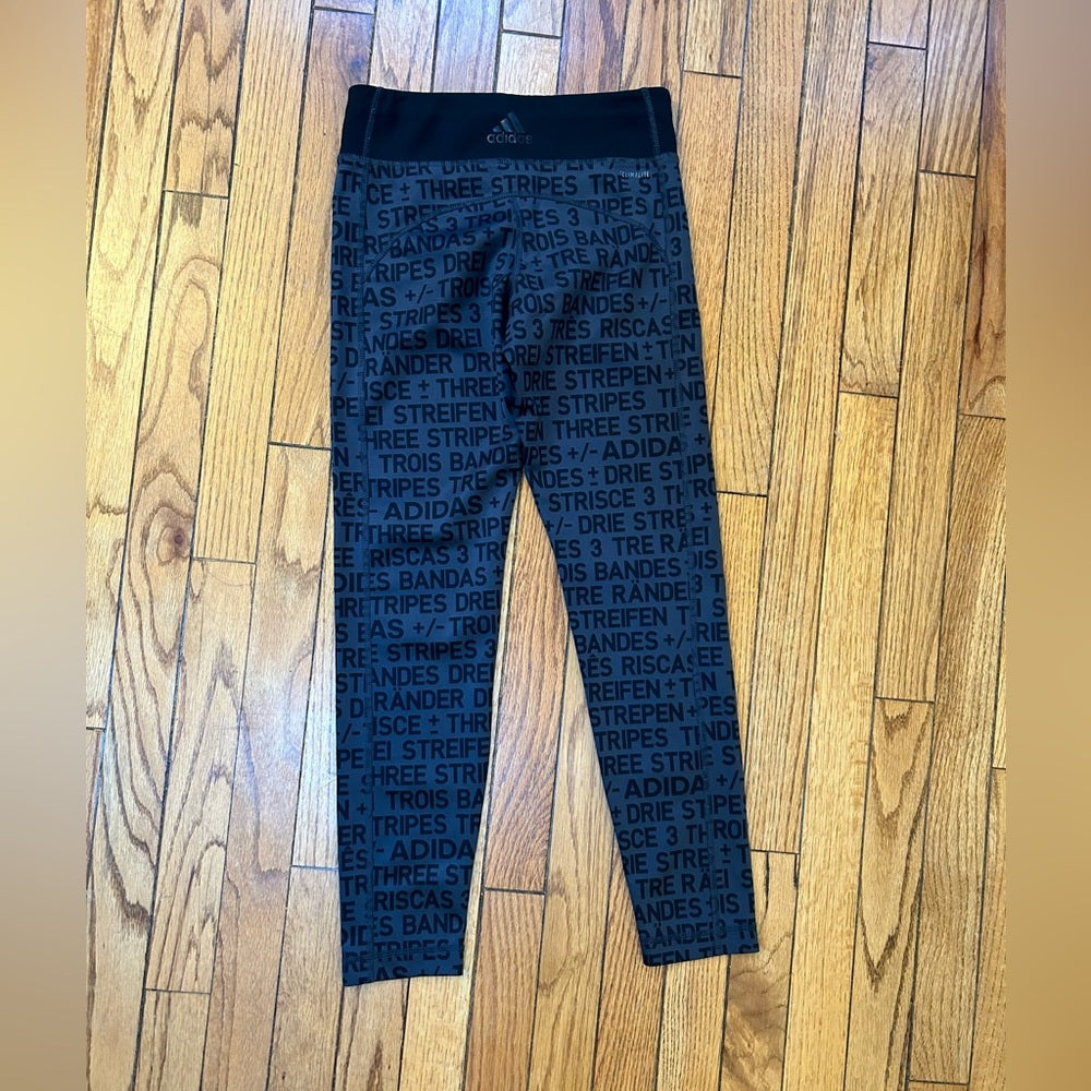 Levi’s sweatshirt & Adidas Leggings Bundle, size 11/12