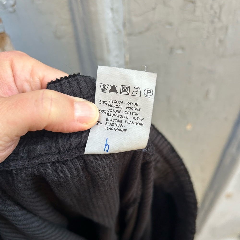 Transit Par Such Cord Tapered Trousers, Size “2” (US M)