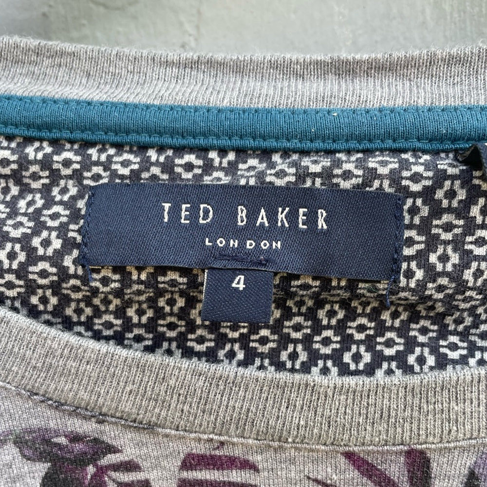 Ted Baker “Eeyore” patterned Tee, Size Ted 4 (Medium)