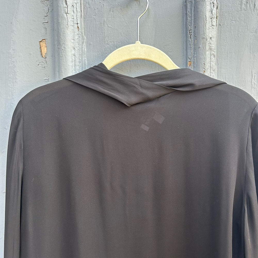 Elizabeth & James black silk tie front blouse, size M