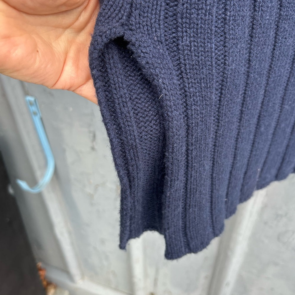 Allude Wool Cashmere Ribbed turtleneck, size Small