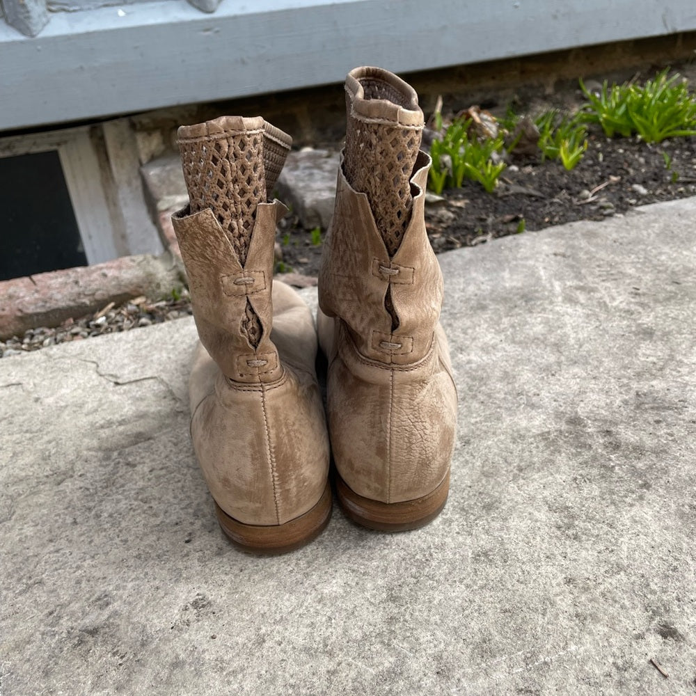VIC MATIE Beige suede mesh Ankle Booties 40