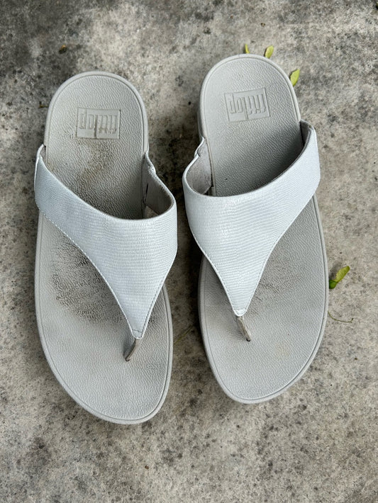 Fitflop LULU Shimmerglitz Toe-Post Sandals, size 7
