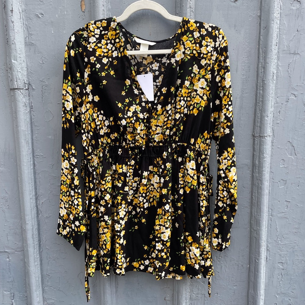 H&M Mama Black Floral Maternity blouse, Large