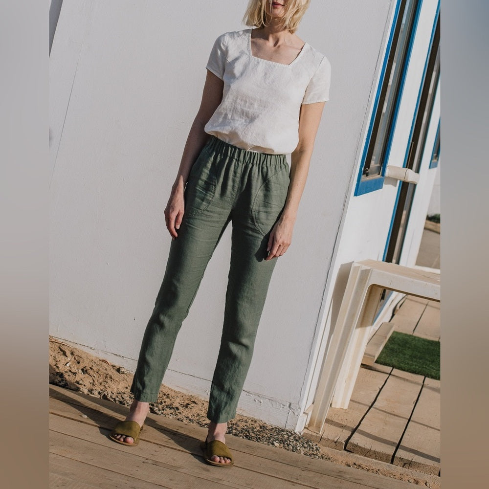 Not Perfect Linen blue Genova pants, size 6