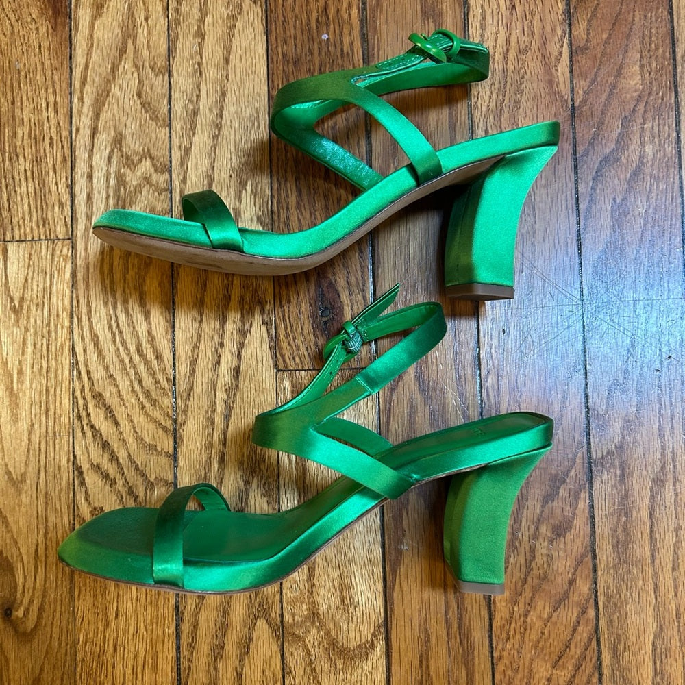 Vince "Luella" satin sandals size 7