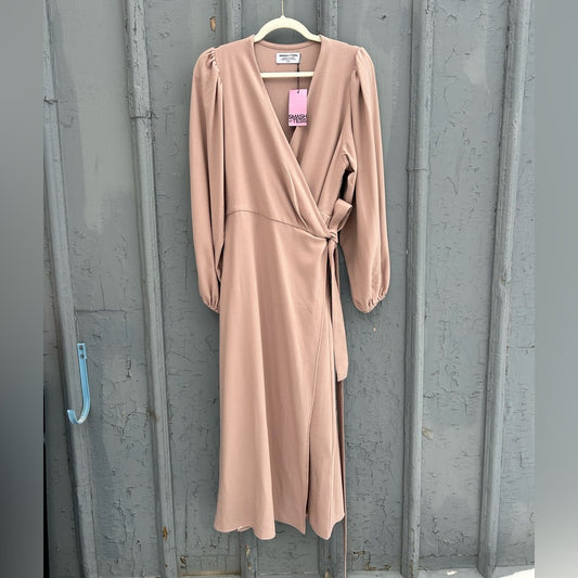 Smash + Tess Pink Georgia Wrap Dress, BNWT, size M