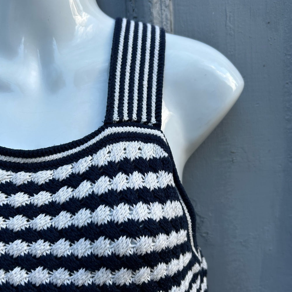 Gap Crochet Sweater Vest Tank Top, Medium