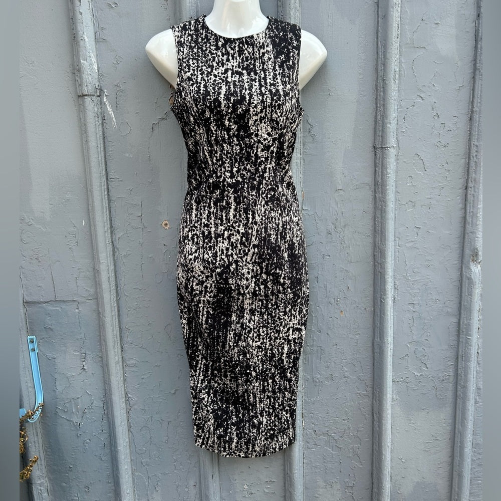 Sportmax Black & White abstract Sleeveless midi dress, BNWT, size 6