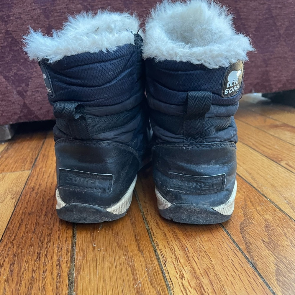 Sorel Girl's Whitney Short ll Boots, size 2