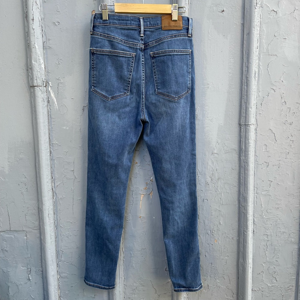 Denim Forum The Lola High Rise Skinny, size 27
