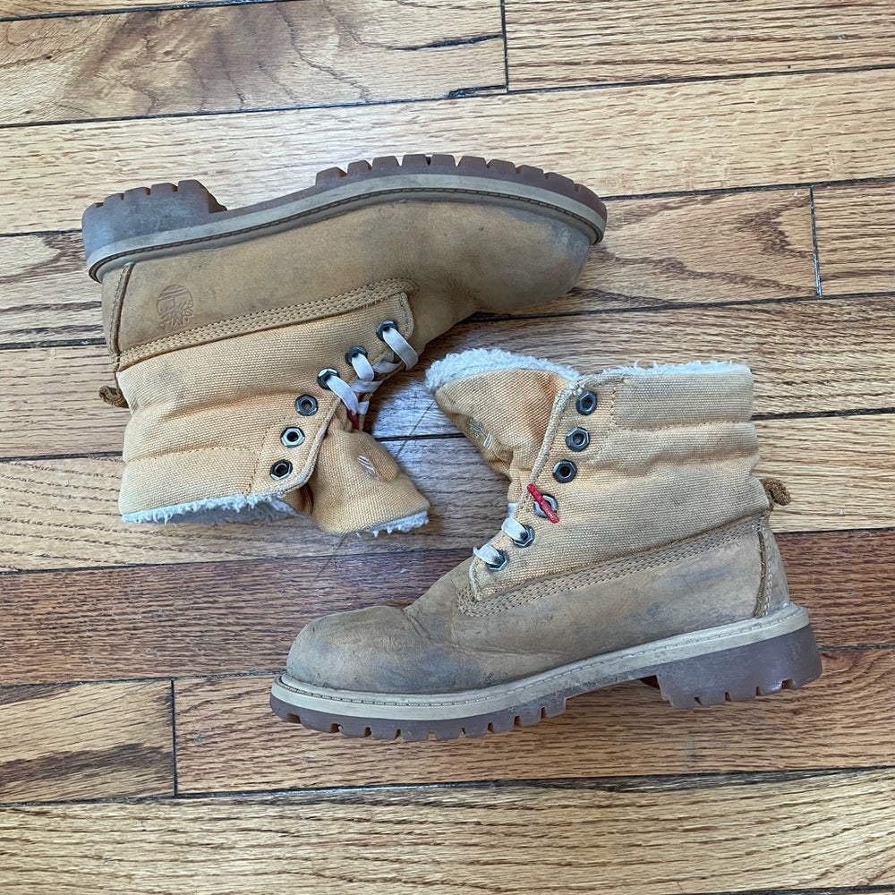 Timberland Ankle Sherpa Hiking Boots, size 2