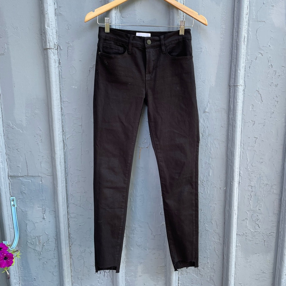 FRAME Le Skinny De Jeanne Step Hem Jeans size 26