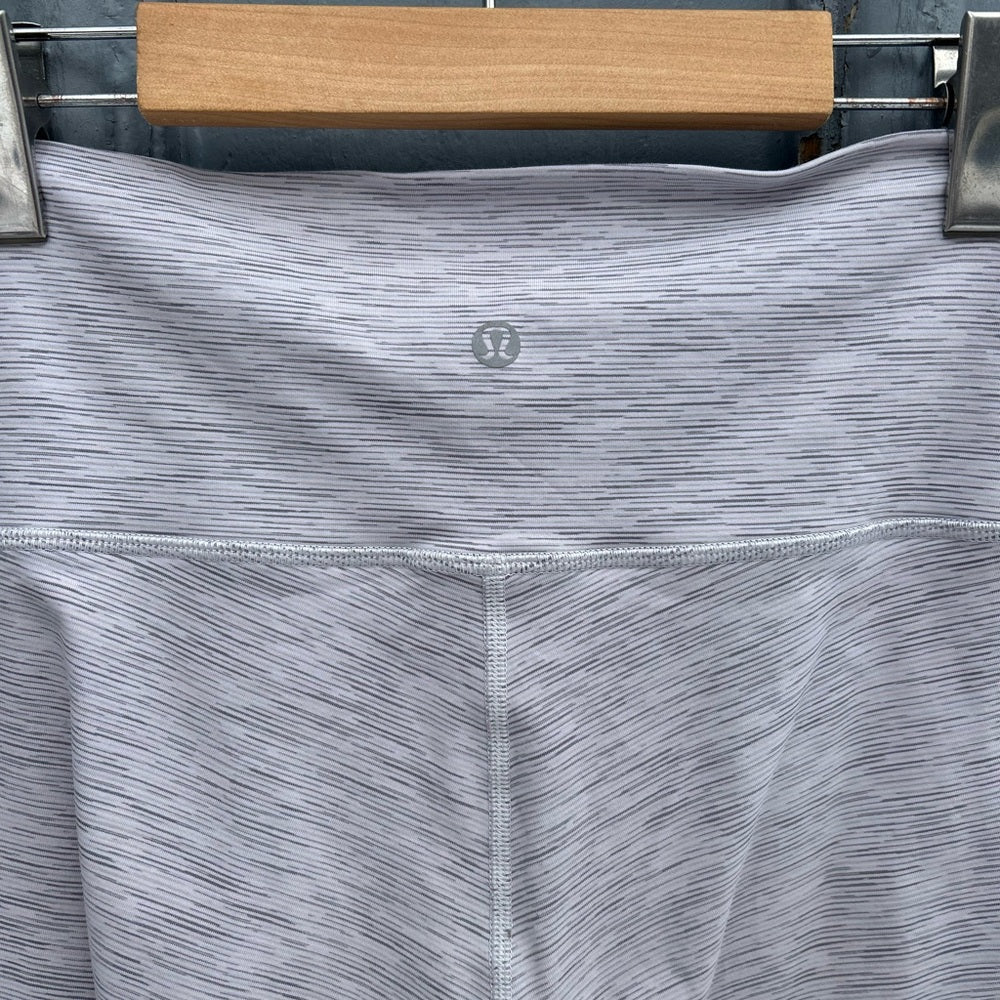 Lululemon crop wunder under, size 8