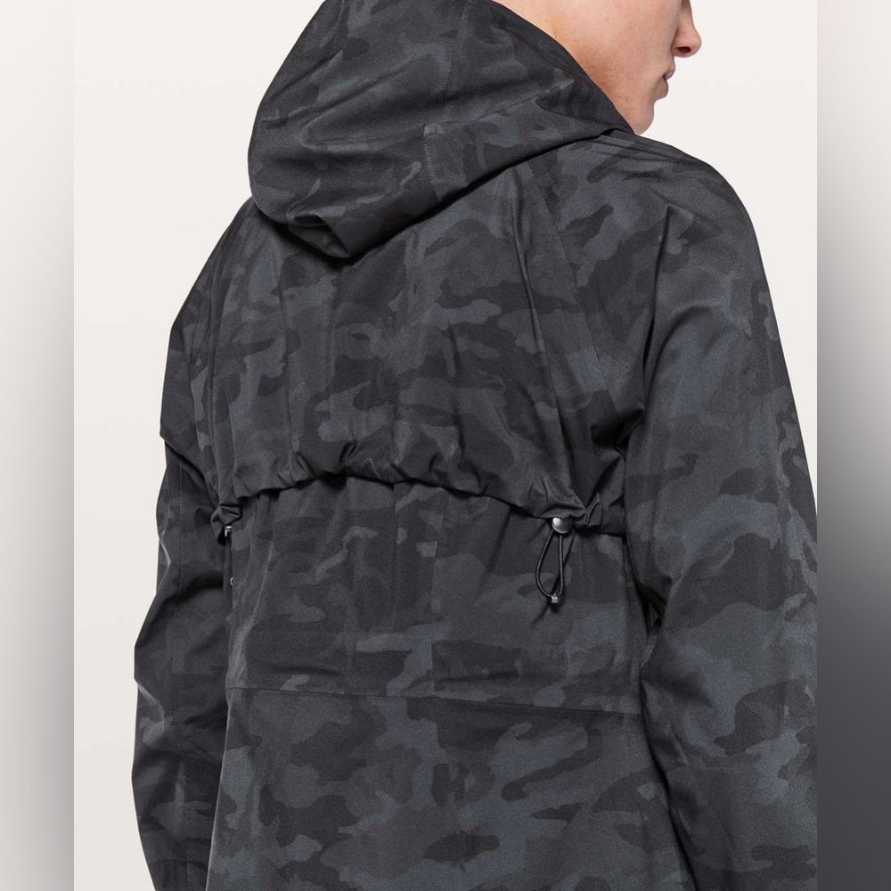Lululemon The Rain Is Calling Jacket, size 6