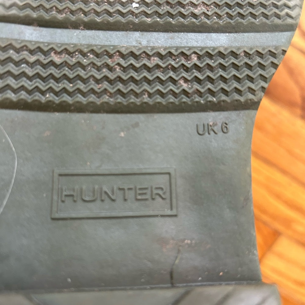 Hunter Insulated Commando Boots, size 8
