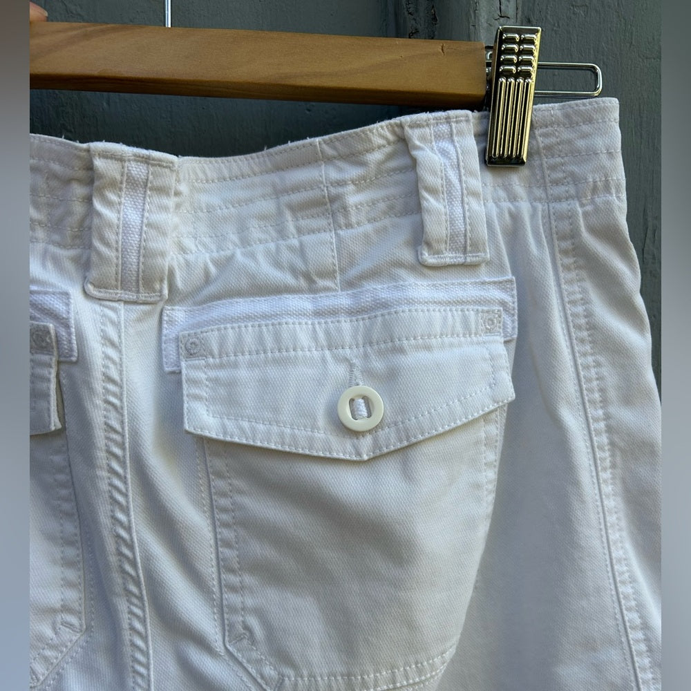 Aventura Temple Lightweight Utility Short, size 4