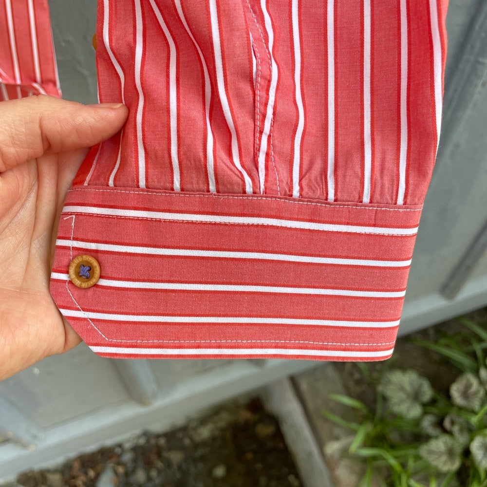 Ted Baker “Nipani” red vertical stripe Buttondown, size Ted 3 (Medium)