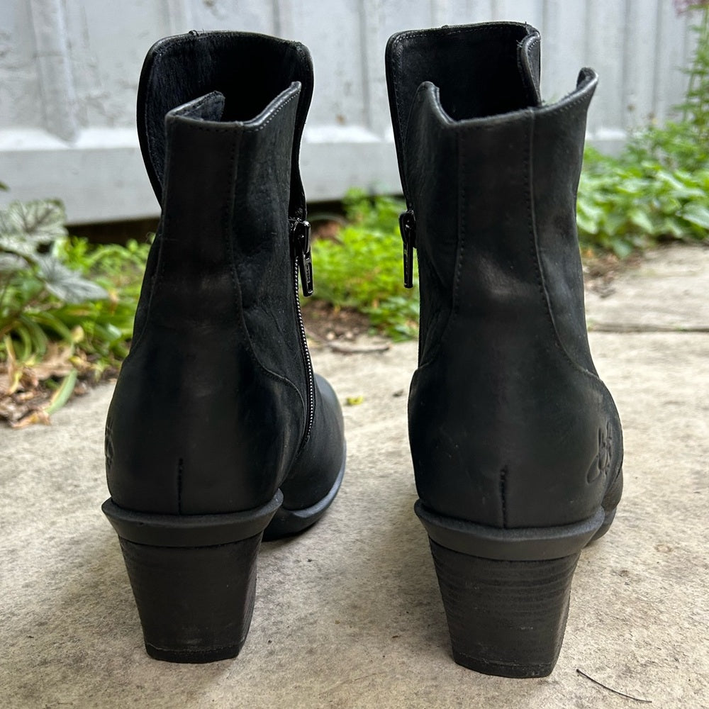 John Fluevog Rosy Bootie, size 9.5