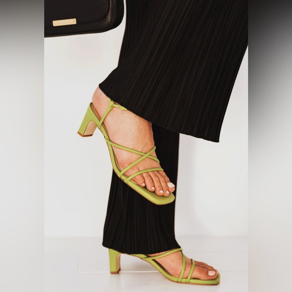 Poppy Barley Harley Heeled Sandal, Cantaloupe, BNWOB, size 9