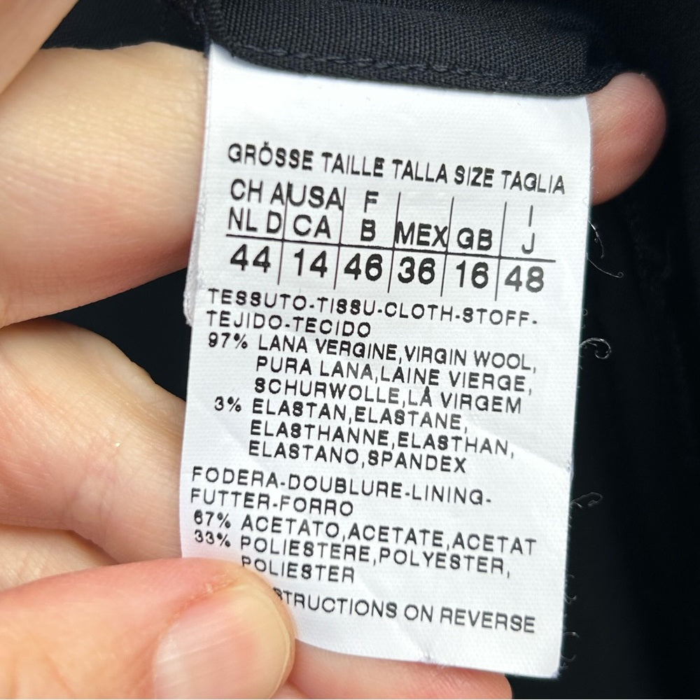 MaxMara Light Wool Black Blazer, size 14 (European 44)