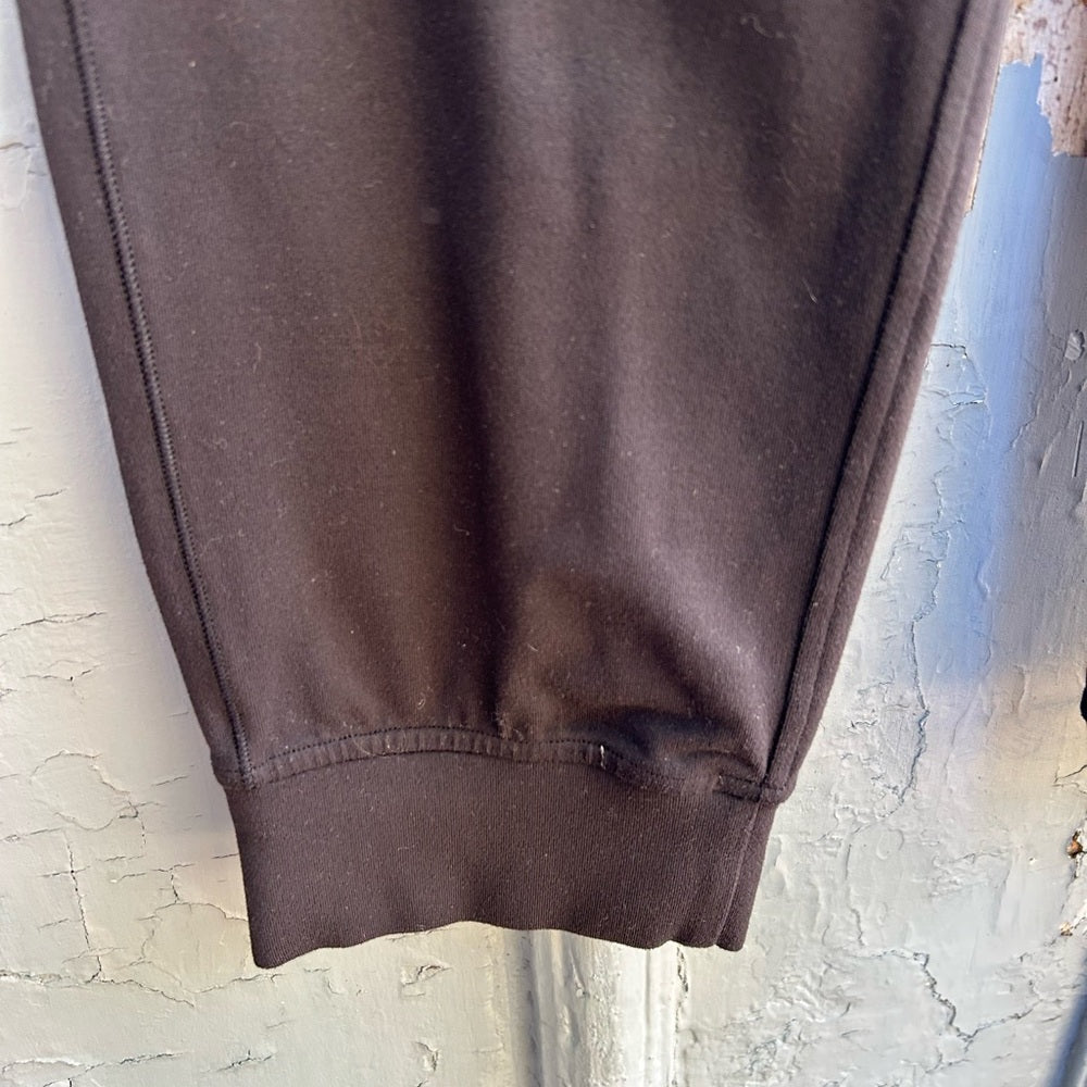 Lululemon Ready to Rulu Cropped Jogger, size 6