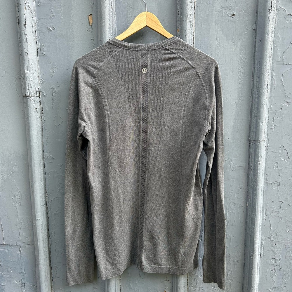 Lululemon Long Sleeved Grey Swiftly tee, size 12