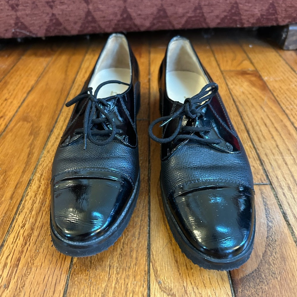 Salvatore Ferragamo lace up leather shoes, size 8.5
