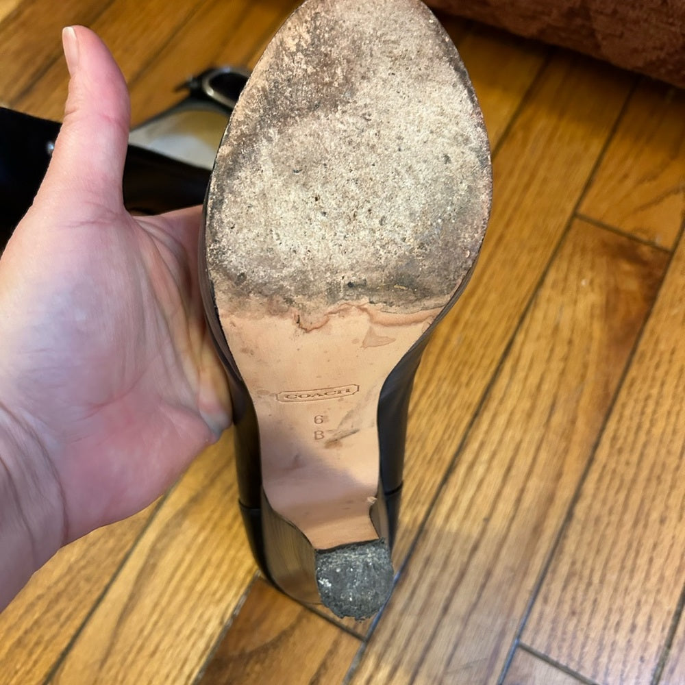 Coach Black Arista Buckle Stacked Heels, size 6