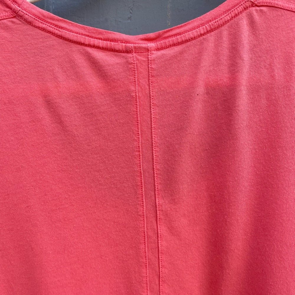 Babaton Sami Pocket Tee Coral, size Small