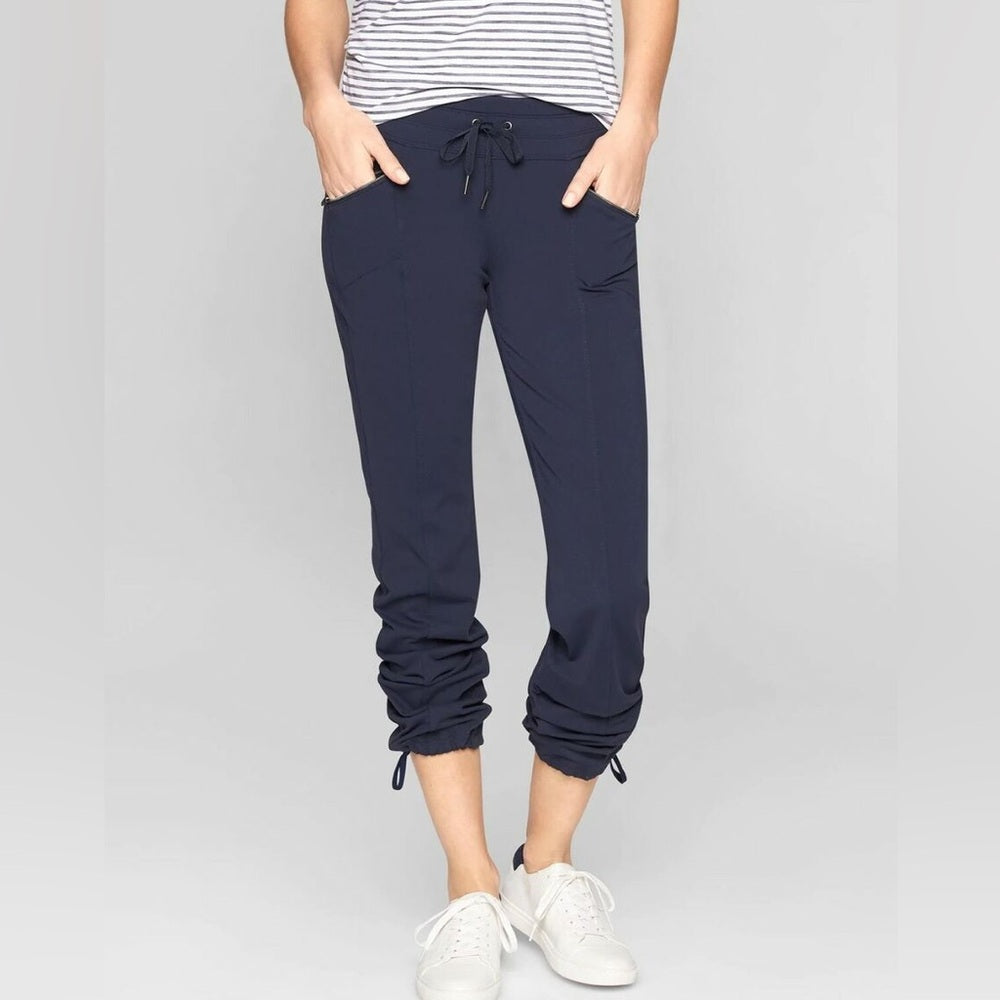 Athleta Metro Slouch Pants, size M