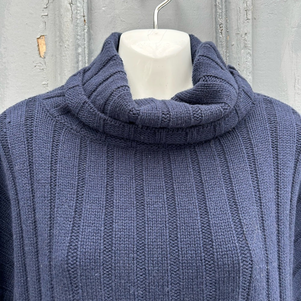 Allude Wool Cashmere Ribbed turtleneck, size Small