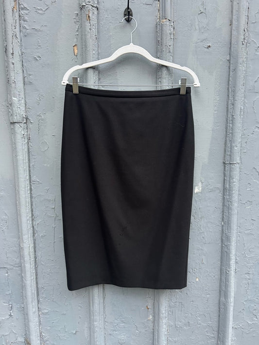 Weekend MaxMara Black midi Skirt, size 10 (more like 8)