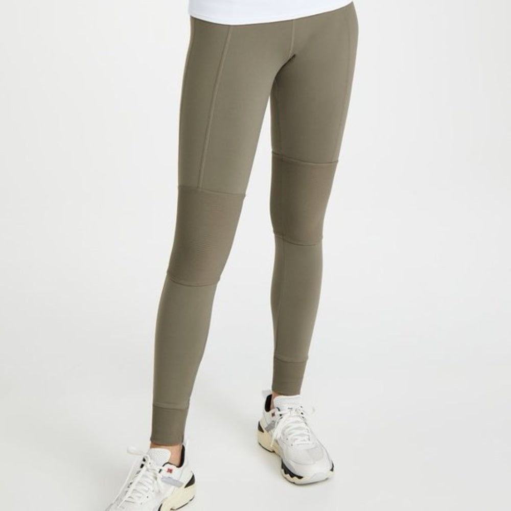 Alo Avenue legging, BNWT, size Small