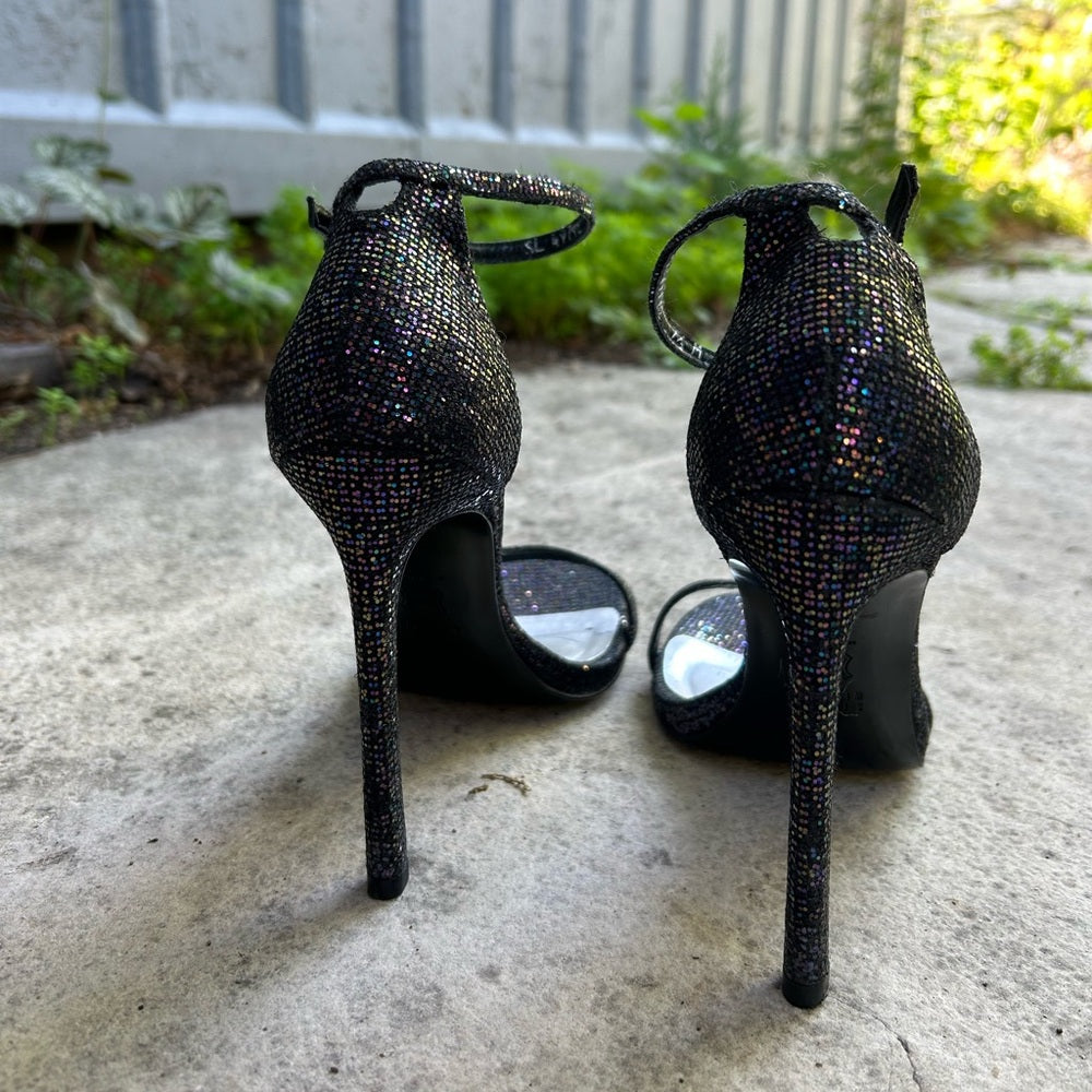 Stuart Weitzman Nudistong Glitter Heel, size 7.5