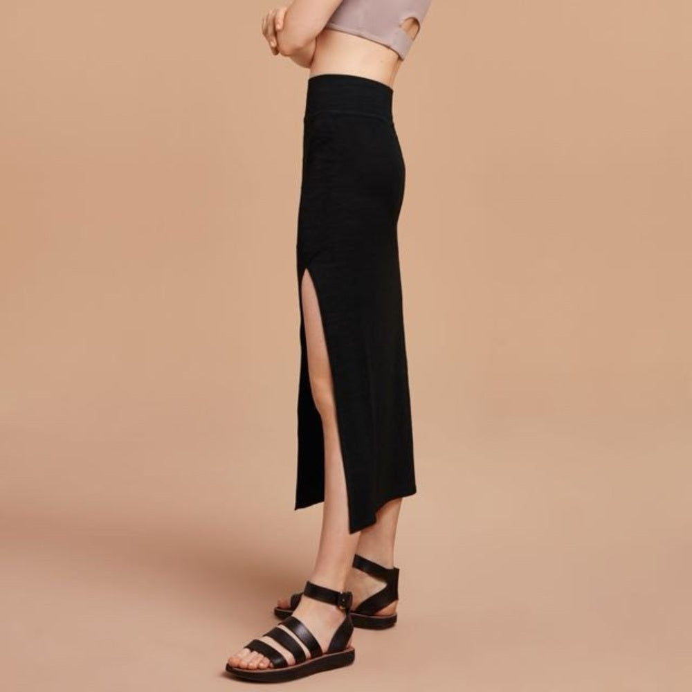 Aritzia Wilfred Free Black Shields Skirt, Size M