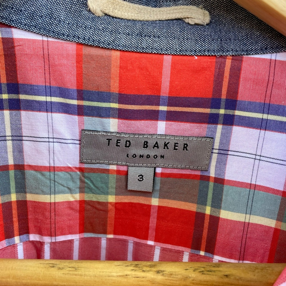 Ted Baker “Nipani” red vertical stripe Buttondown, size Ted 3 (Medium)