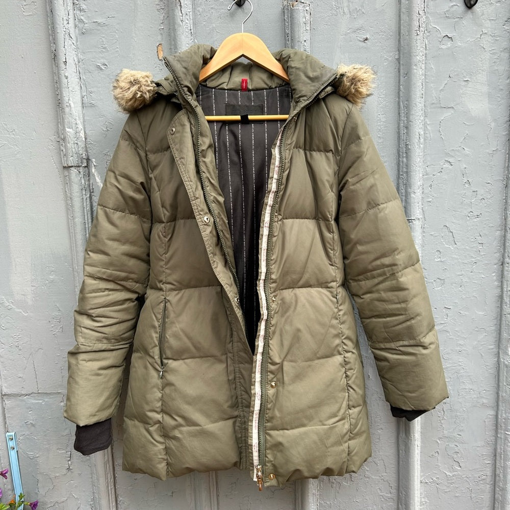 Ladies CDN Spirit khaki Down Jacket, size Small