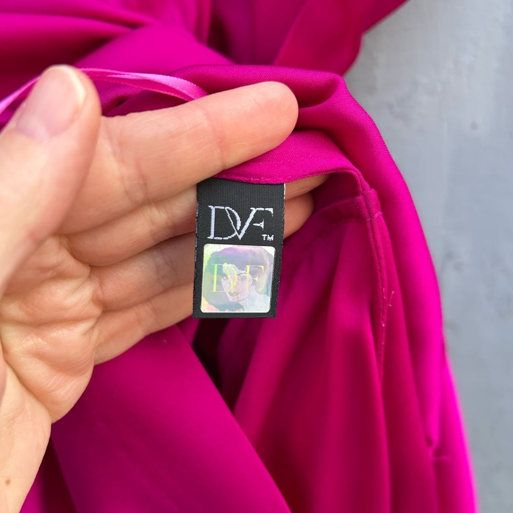 Diane Von Furstenberg Silk Leron Dress, size 10