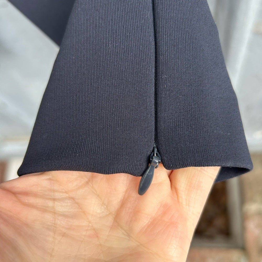 Valentino Slim Straight Navy pants, size 2