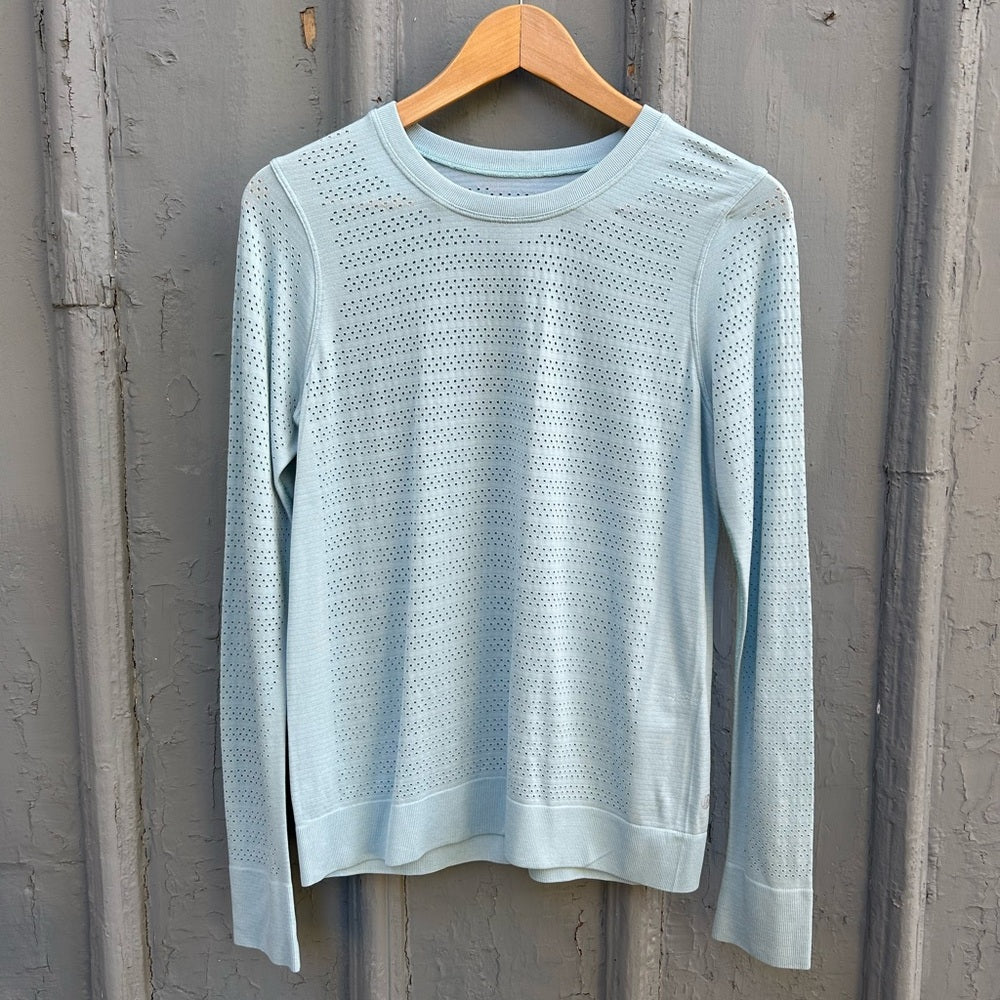 Lululemon Breeze By Long sleeve, size approx 6
