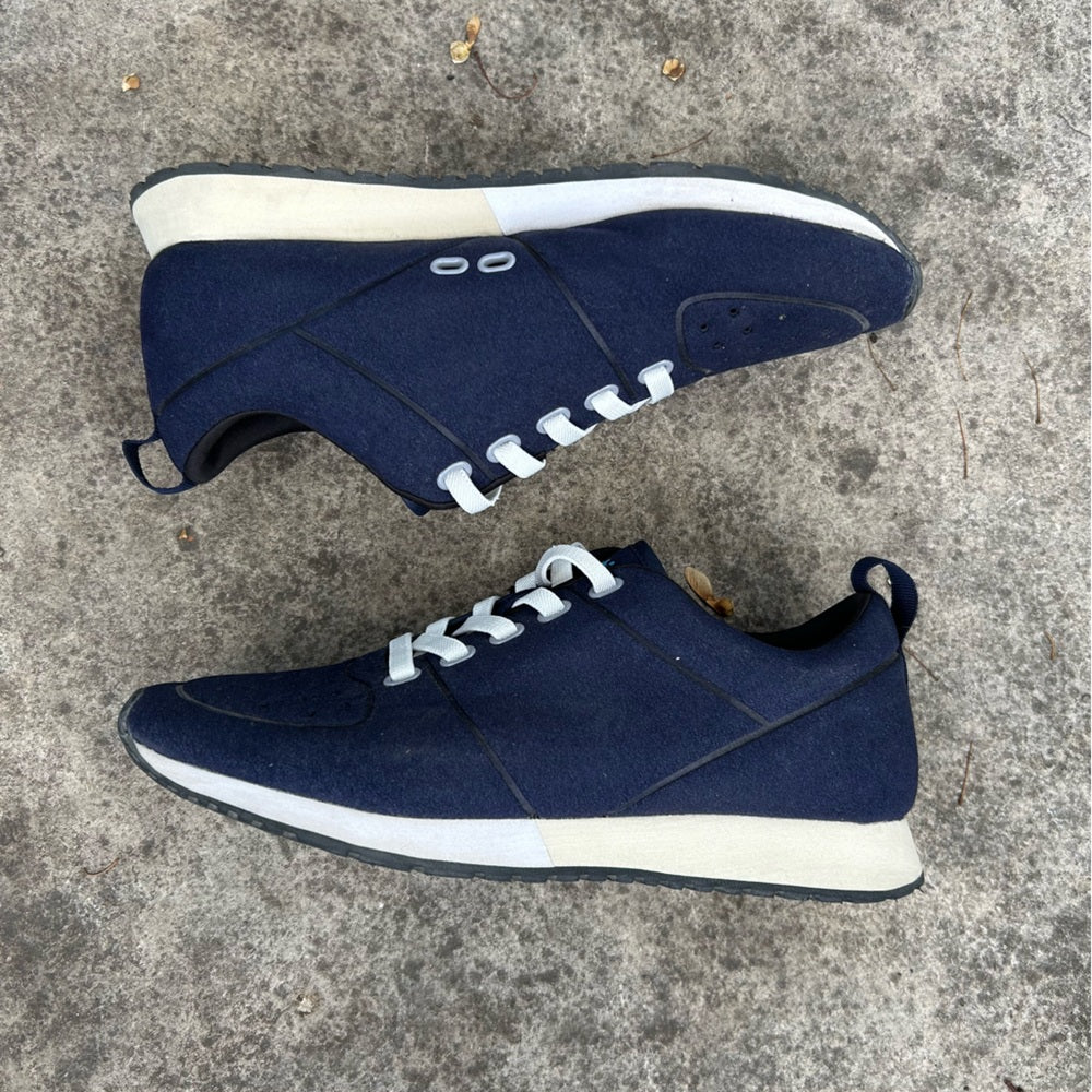 Native Cornell Lace Up Sneakers, size 38 US 6