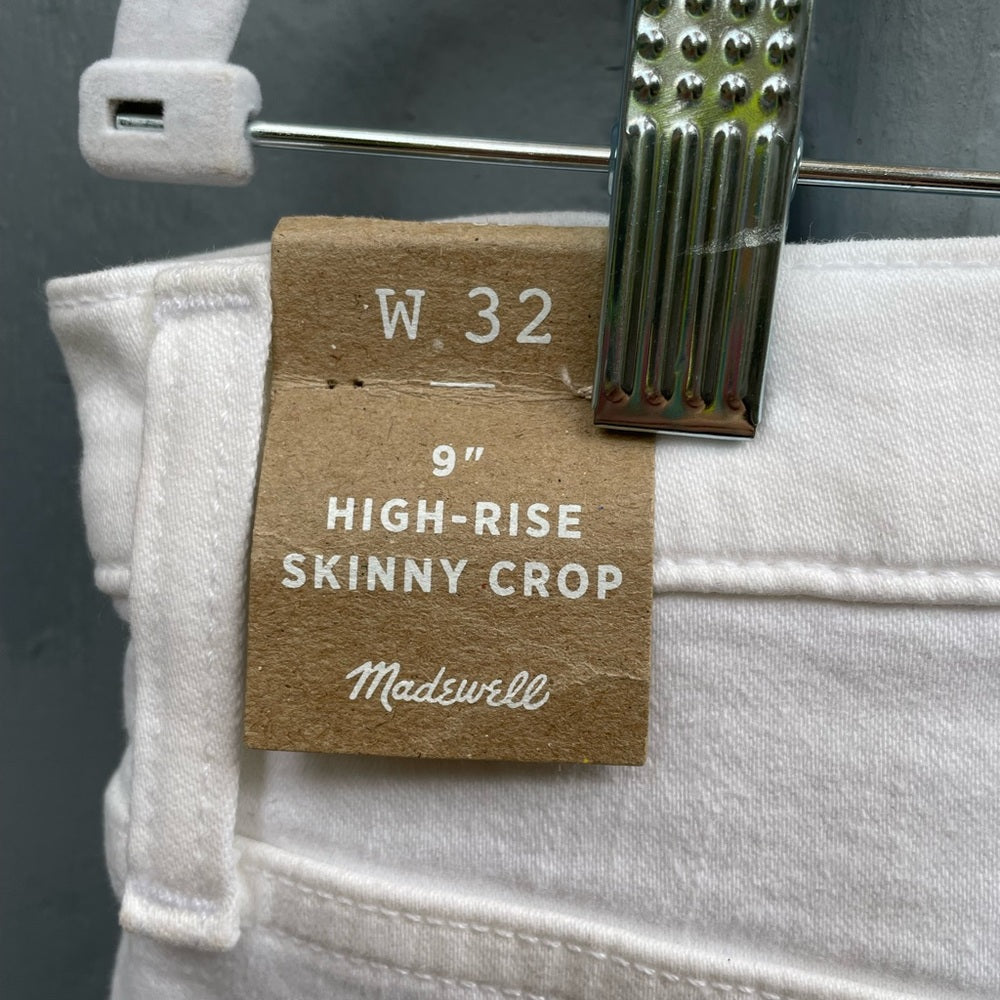 Madewell 9" Mid-Rise Skinny Crop Jeans in Pure White: Knee-Rip Edition, size 32