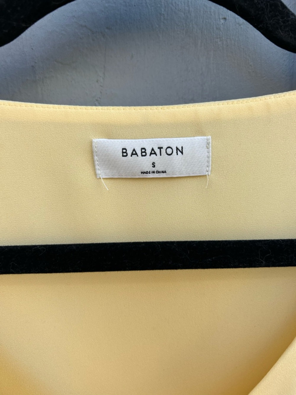Babaton Yellow Randy Blouse, size Small