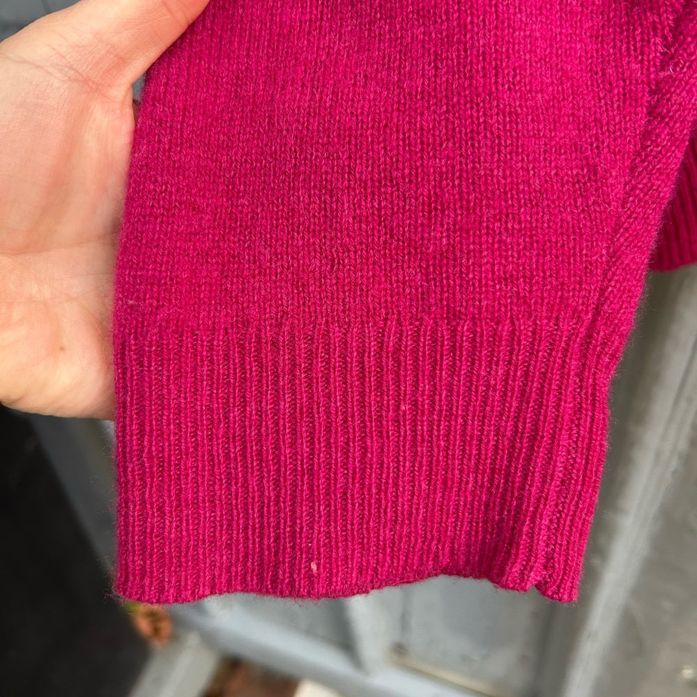 360 Cashmere fuschia sweater, size Large